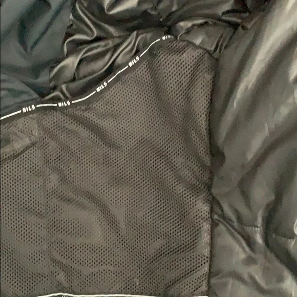 Nils insulated ski/snowboard jacket. Sz 10 - Picture 6 of 8